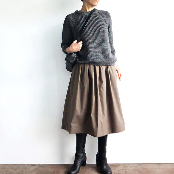 ２サイズ　タックギャザースカート（ブラック） 6枚目の画像
