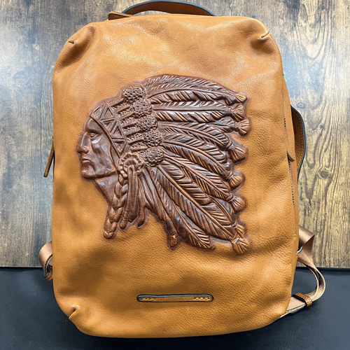 持ってると目立ちますよ‼️新品・未使用品　欧米スタイル インディアン 本革リュック 持ってると目立ちますよ‼️新品・未使用品欧米スタイル