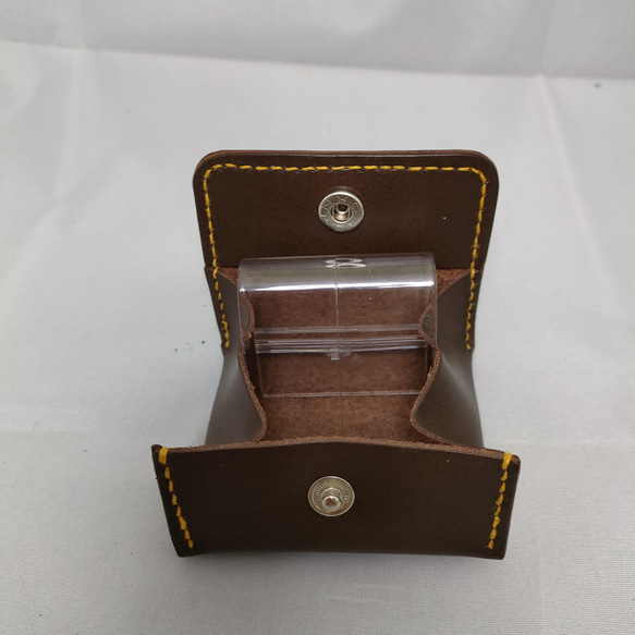 BOXコインケース シンプル ブラウン  イエローステッチ 2枚目の画像