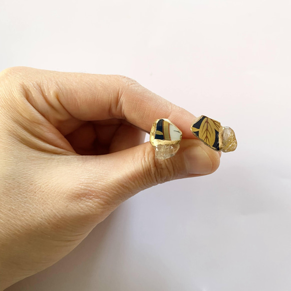 伊万里焼 陶片 金継ぎ チタンポスト / ゴールドルチルクォーツ　伝統工芸 8枚目の画像