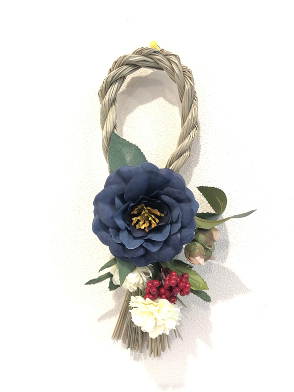 しめ縄リース ブルーダリアとシックな小薔薇 【公式通販】