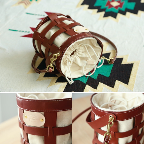 Salvatore Ferragamo FLOWER CAGE POUCH 巾着