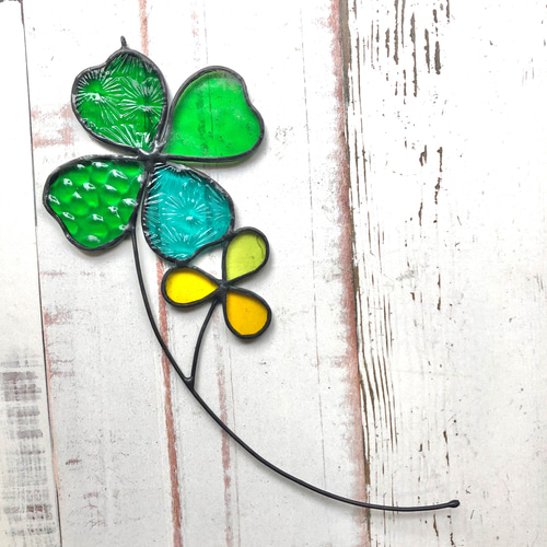 ステンドグラス】四つ葉のクローバー《再販》 サンキャッチャー