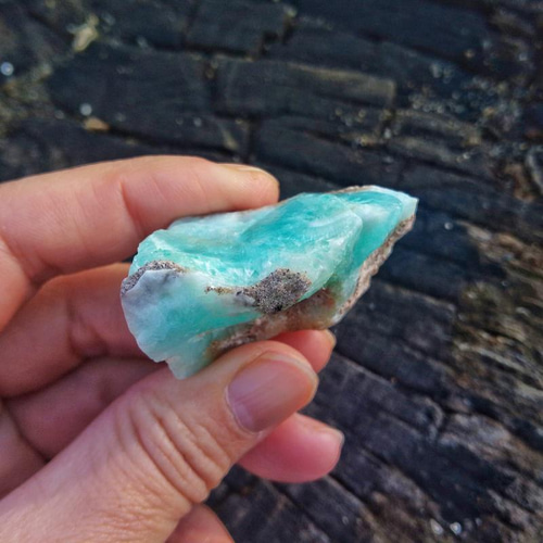 放射ブルー◇カリビアンブルーカルサイト原石47mm 天然石