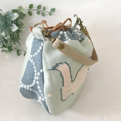 ♡handmade♡ミナペルホネン　　　ぷっくり巾着バッグ 巾着ゴムバッグ(ミナペルホネン タンバリン)ネイビー | くらしこ