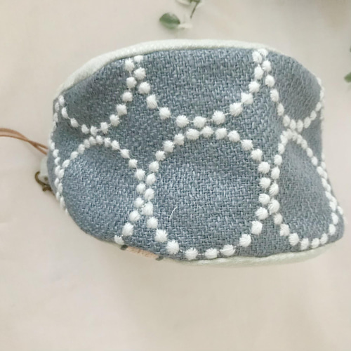 ミナペルホネン　symphony ころりん巾着型　小バック　ランチ入れにも ミナペルホネン swan× tambourine 巾着型小バック ランチ入れに