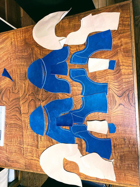メンズ　藍染ドレスシューズ　ハンドソーンウェルトテッド製法　牛革　ハンドメイド　受注　手仕事 7枚目の画像