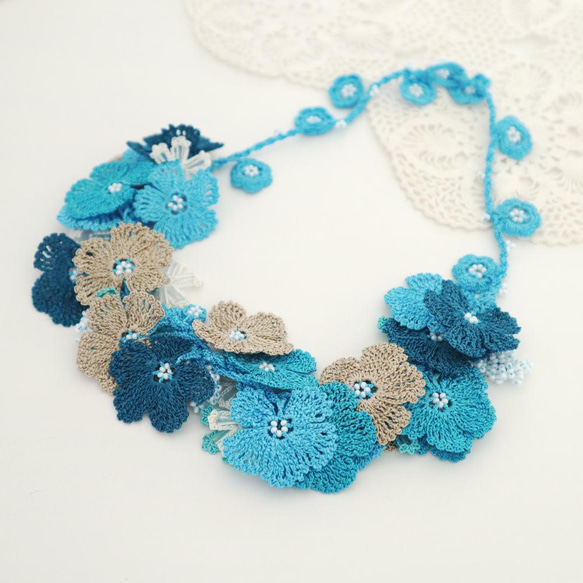 OYA crochet necklace [BIJOU] Blue coral 第2張的照片