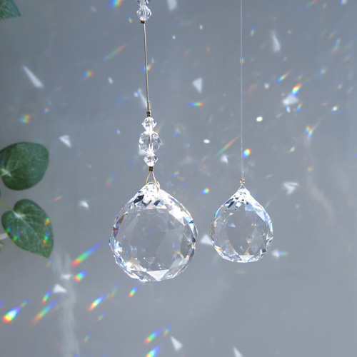 豪華絢爛☆40mm☆大粒クリスタルが連なる サンキャッチャー アスフォー