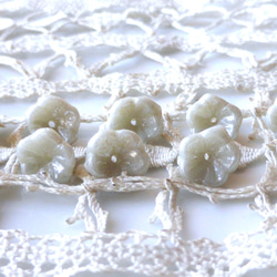 お花　ライトグレー　チェコビーズCzech Glass Beads１０個 1枚目の画像