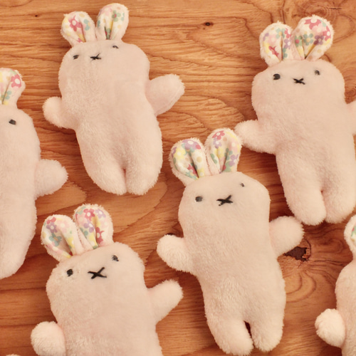 作家様　うさぎ　ぬいぐるみ USAGIMAKER産 うさぎたちぬいぐるみ 400円 | 商品紹介 - 玩具の
