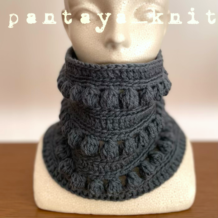 ポコポコ玉編みウールのネックウォーマー（blue）