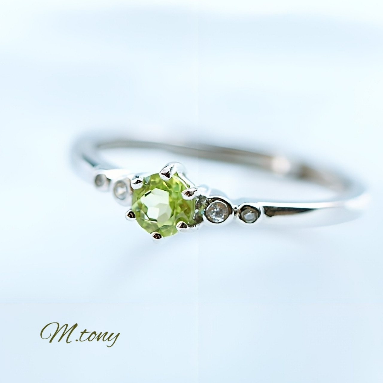 「 柔緑の豊かさ」天然石 ペリドット silver925 ロンドリング フリーサイズ  9号～18号 4,960円