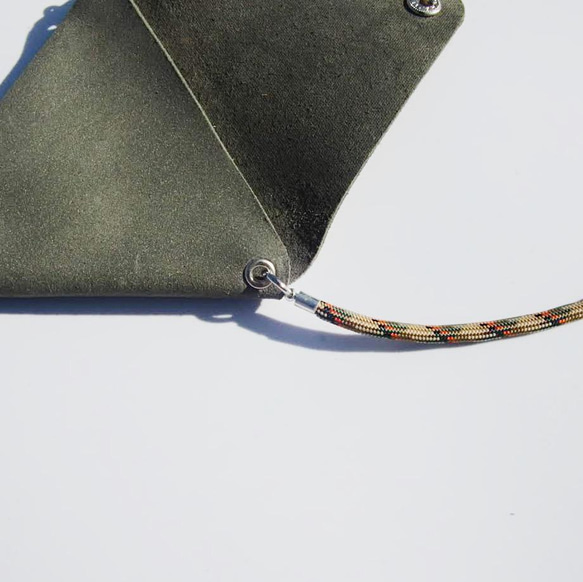 【當天出貨】三角迷你小包“傘繩三角盒（綠灰色）” 第2張的照片