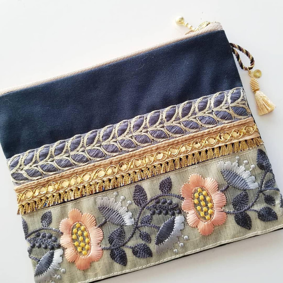 【Porch like an accessary…navy flower&off white flower】 2枚目の画像