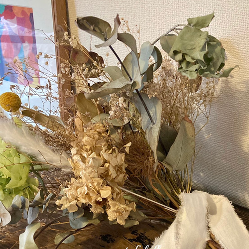 ユーカリ香る紫陽花とリューカデンドロンのリース　ドライフラワー リューカデンドロンとユーカリのドライフラワーハーフリース