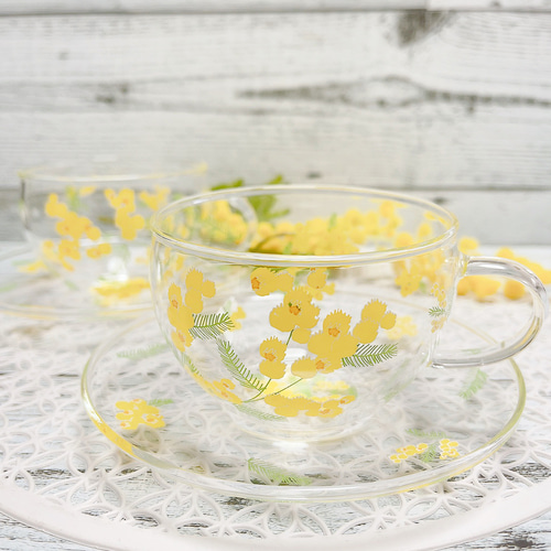 イエロー✨フラワー✨ミモザ柄✨耐熱ティーカップ&ソーサー✨✨2個SET