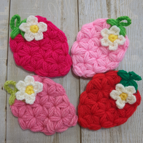 アクリルたわし☆リフ編みいちご その他キッチン小物 blossom 通販