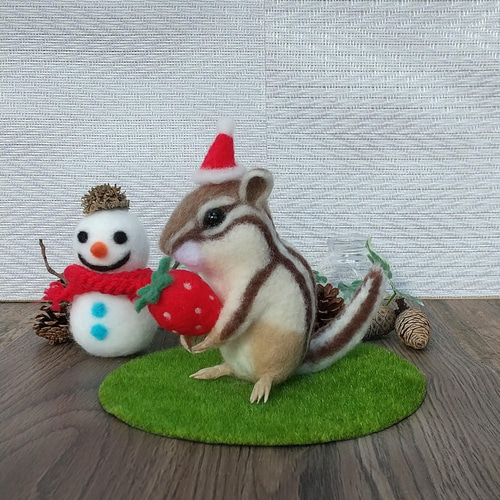シマリス クリスマス 羊毛フェルト 羊毛フェルト Sleeping forest 通販 