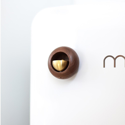 ドアベル ウォールナット 優しい音のドアチャイム 木製 真鍮 玄関 磁石