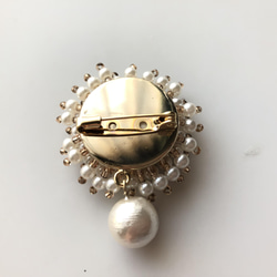 pearl&beads フラワーブーケ風ブローチ 4枚目の画像