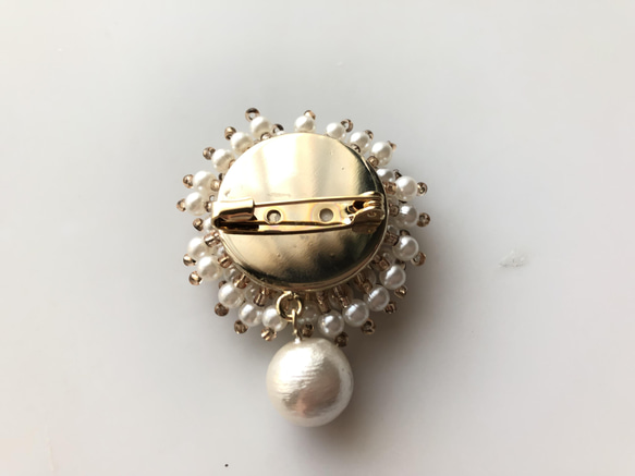 pearl&beads フラワーブーケ風ブローチ 4枚目の画像