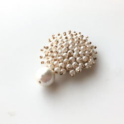 pearl&beads フラワーブーケ風ブローチ 2枚目の画像