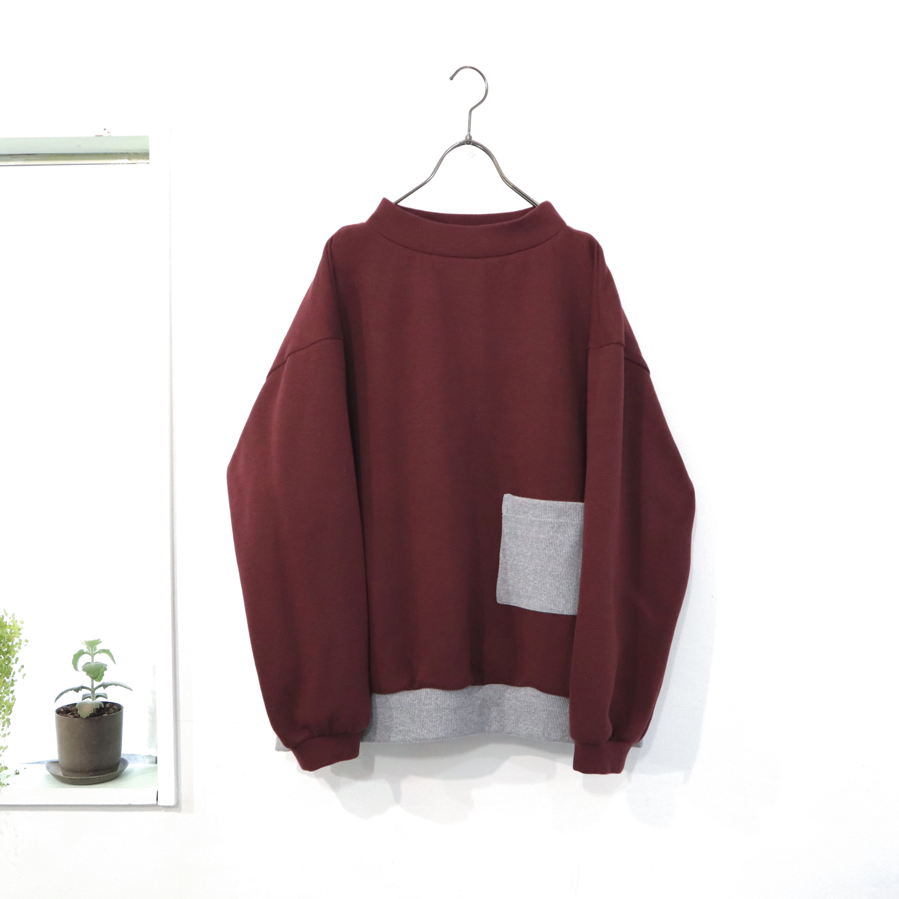 high neck rib pocket cut-sew (bordeaux)