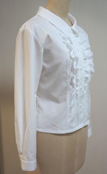 ショールカラーのフリル付きブラウスB（白地）