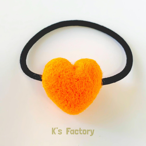 羊毛フェルト♡ハート♡ ベビーヘアクリップヘアゴム