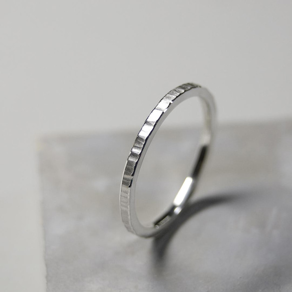 つや消し縦槌目 シルバーフラットリング 1.5mm幅 MATTE VERTICAL｜SILVER RING｜634 1枚目の画像