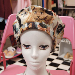 貓紋地精貝雷帽：荷蘭製造的面料 第3張的照片