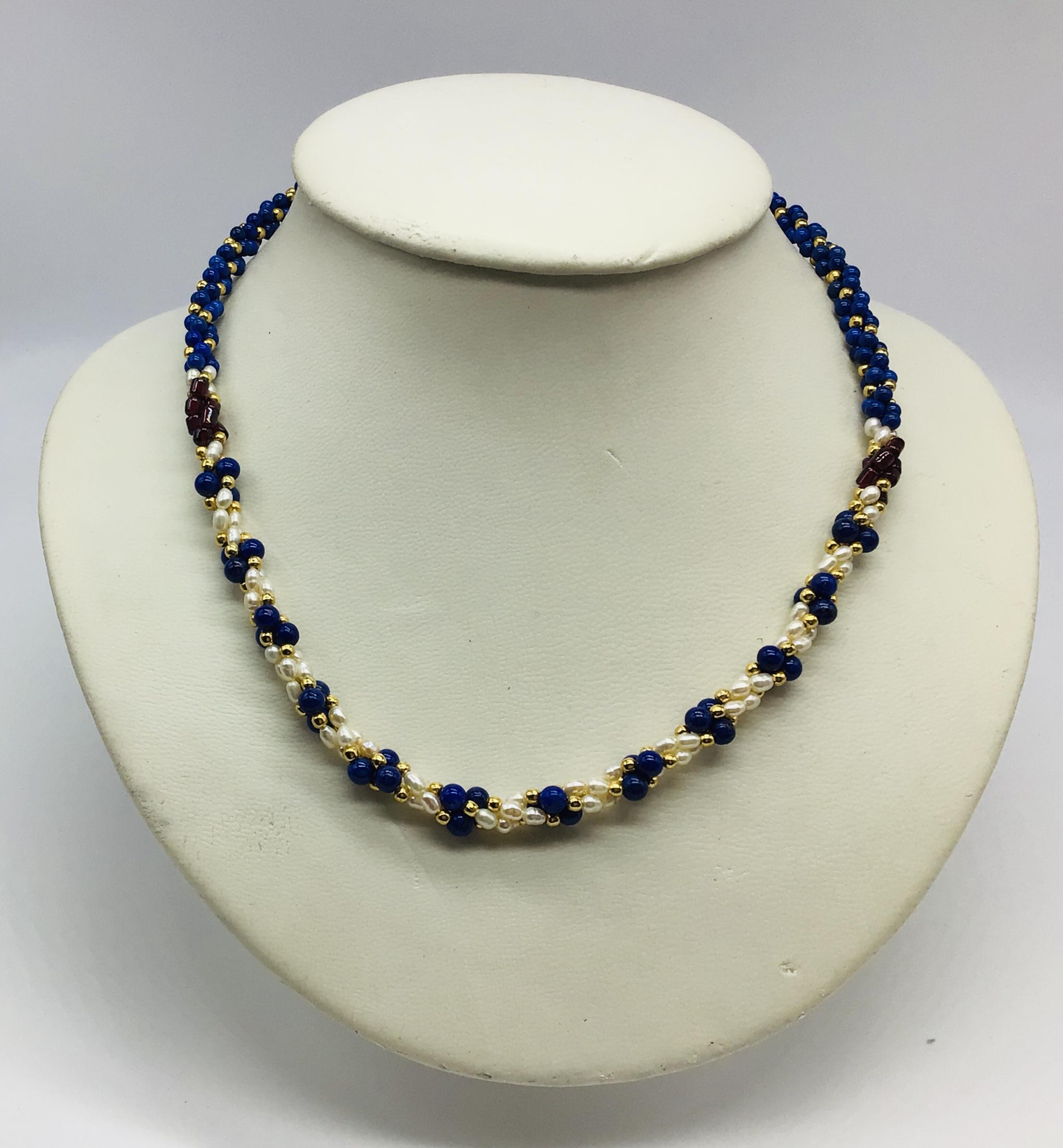 天然石ラピスラズリと淡水パールのネックレス 8,140円