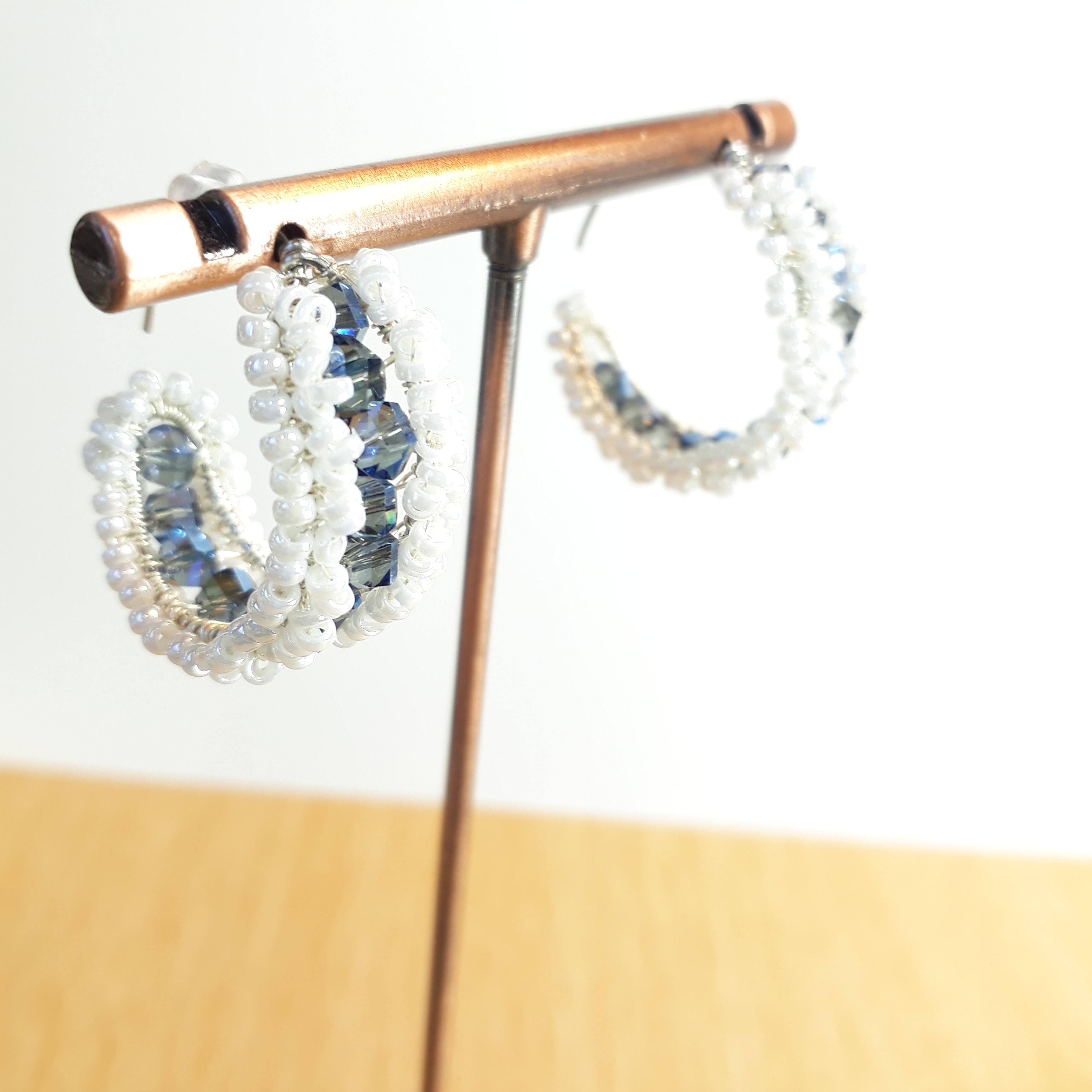 ブルーガラスクリスタルのビーズのイヤリングアクセサリー / 3.00 cm