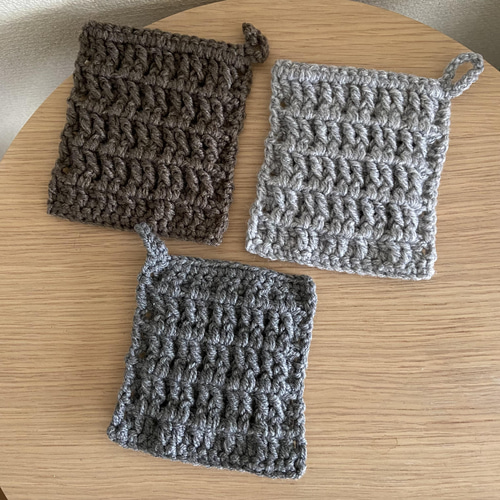 ハンドメイド エコたわし アクリルたわし スクエア 3個セット その他