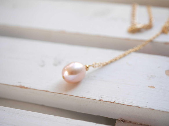 豐滿的淡水巴洛克式櫻桃粉色珍珠單顆粒面項鍊 第2張的照片