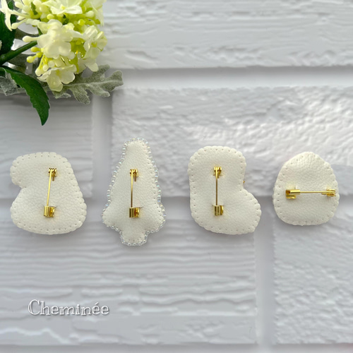ビーズ刺繍♡クリスマスミニブローチセット ブローチ Cheminée 通販