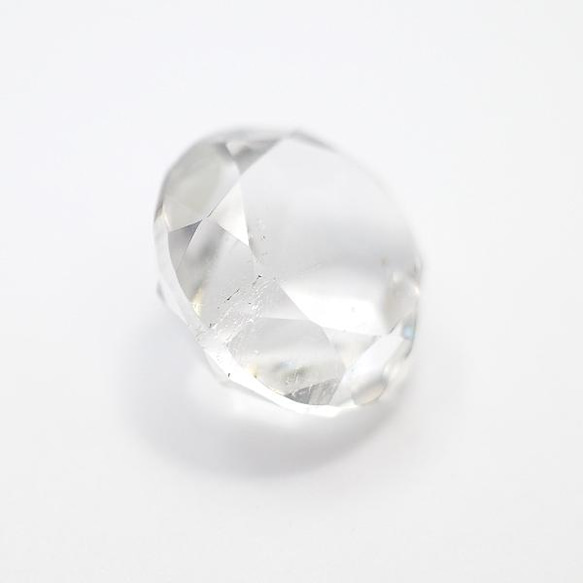 天然石 クォーツ水晶(Quartz)　ルース（ラウンドカット）　gs-sp-8142 2枚目の画像