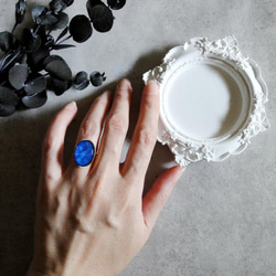 天然石の指輪 ■ シンプル 大粒オーバル ■ ラピスラズリ×クリスタル　ローズカット 4枚目の画像