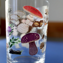 Mushrooming　きのこ柄のガラスコップ 2枚目の画像