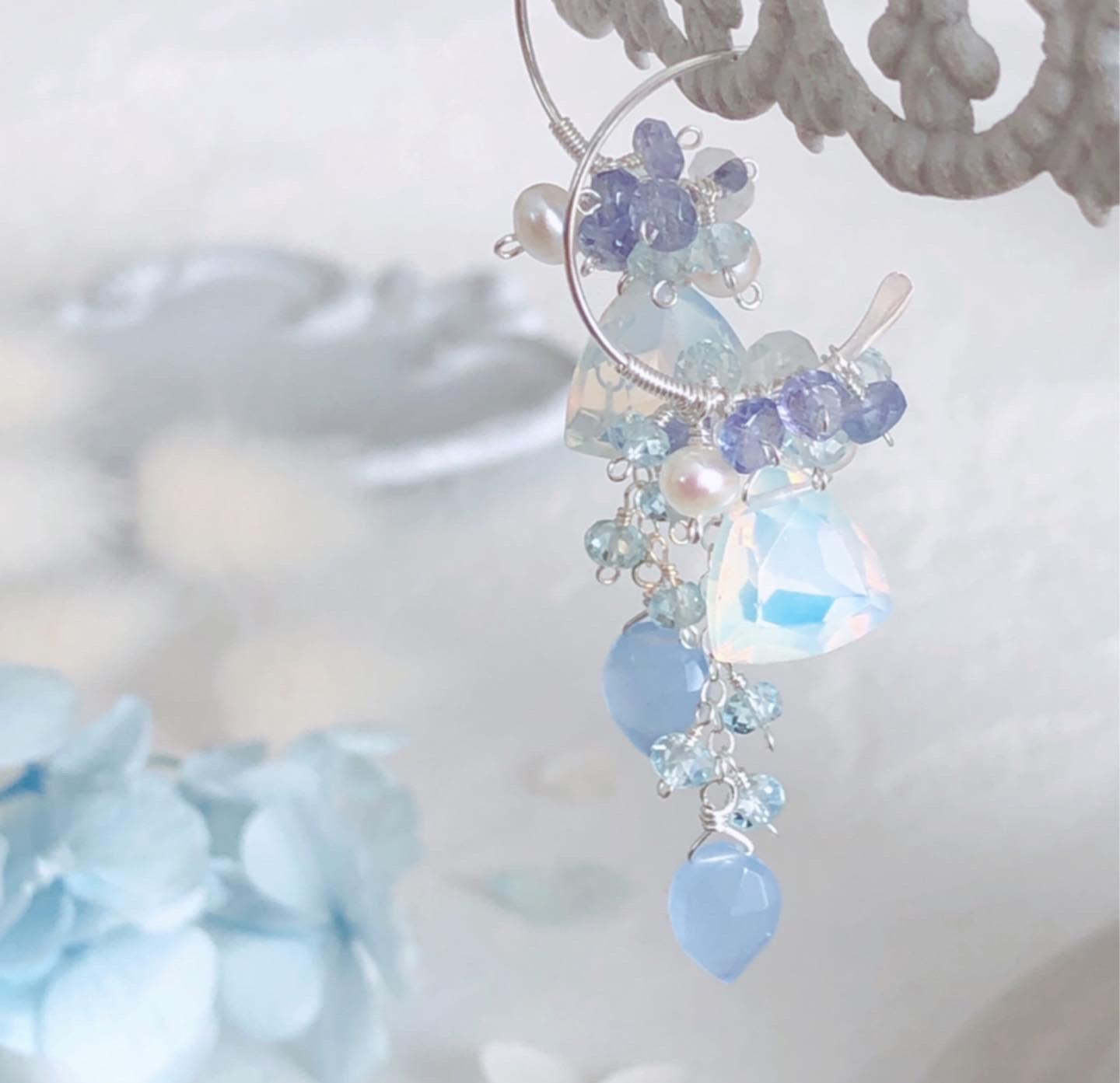 ＊再販＊【silver925】オパライト（ハイドロクォーツ）×ブルー天然石＊フープピアス