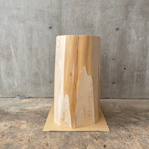 【ヒノキの切り株造形的スツール】 木 丸太椅子  オブジェ サイドテーブル