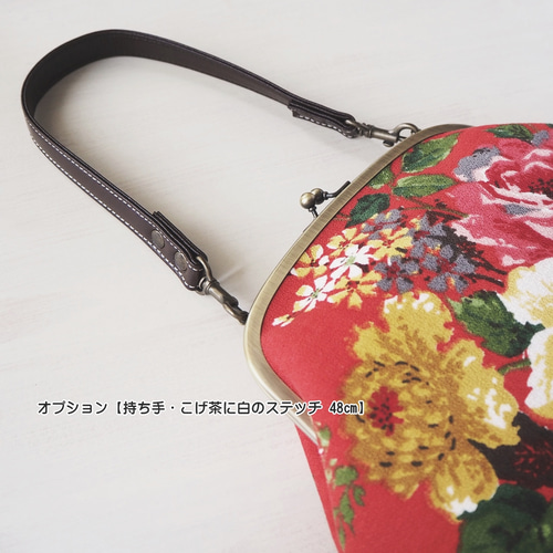 【新品未使用】デニム 花モチーフ がま口 ショルダーバッグ 2WAY 薔薇 □ヴィンテージ生地のがま口ショルダーバッグ / 赤地にバラ