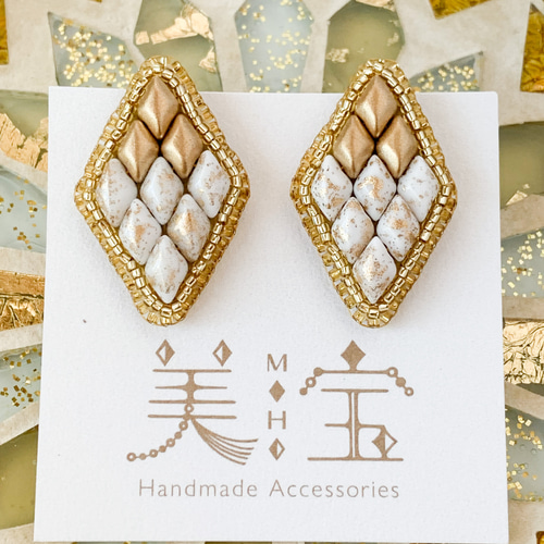サージカルステンレス⭐︎ビーズ刺繍ピアス ビーズ刺繍】 316L⋆︎サージカルステンレス⋆︎ビーズ刺繍⋆︎マット ピアス