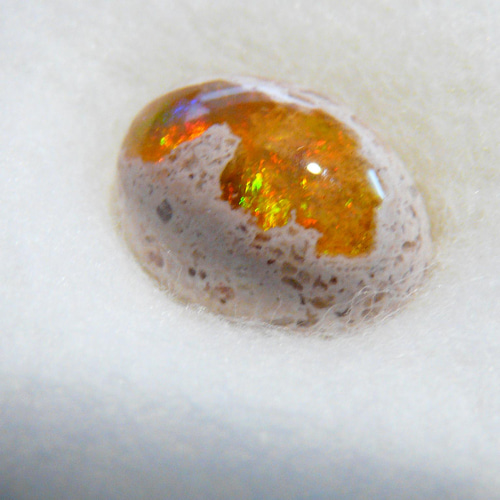 11118-8 【メキシコ産】カンテラオパール ☆母岩付き遊色
