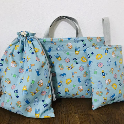 はたらくのりもの♡レッスンバッグ 上履き入れ 着替え袋 お弁当袋 給食 