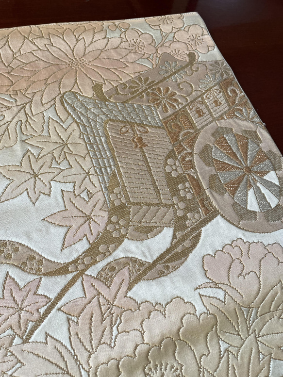 豪華刺繍　正絹テーブルセンター　帯リメイク　お正月　プレゼント198 5枚目の画像