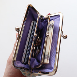 親子扣環錢包/飾品包，天鵝絨布料和牛皮材質，薄荷綠×鉑金 第8張的照片