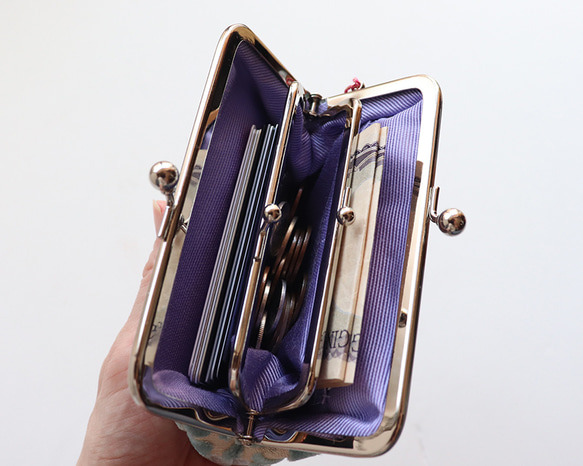 親子扣環錢包/飾品包，天鵝絨布料和牛皮材質，薄荷綠×鉑金 第8張的照片