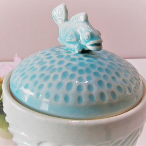 めで鯛 ・青磁蓋物・再販 お椀・ボウル・鉢 花鳥風魚庵 通販｜Creema 